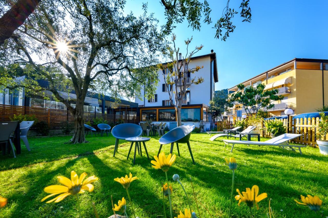 Nirvana Apartments Torbole Sul Garda Dış mekan fotoğraf