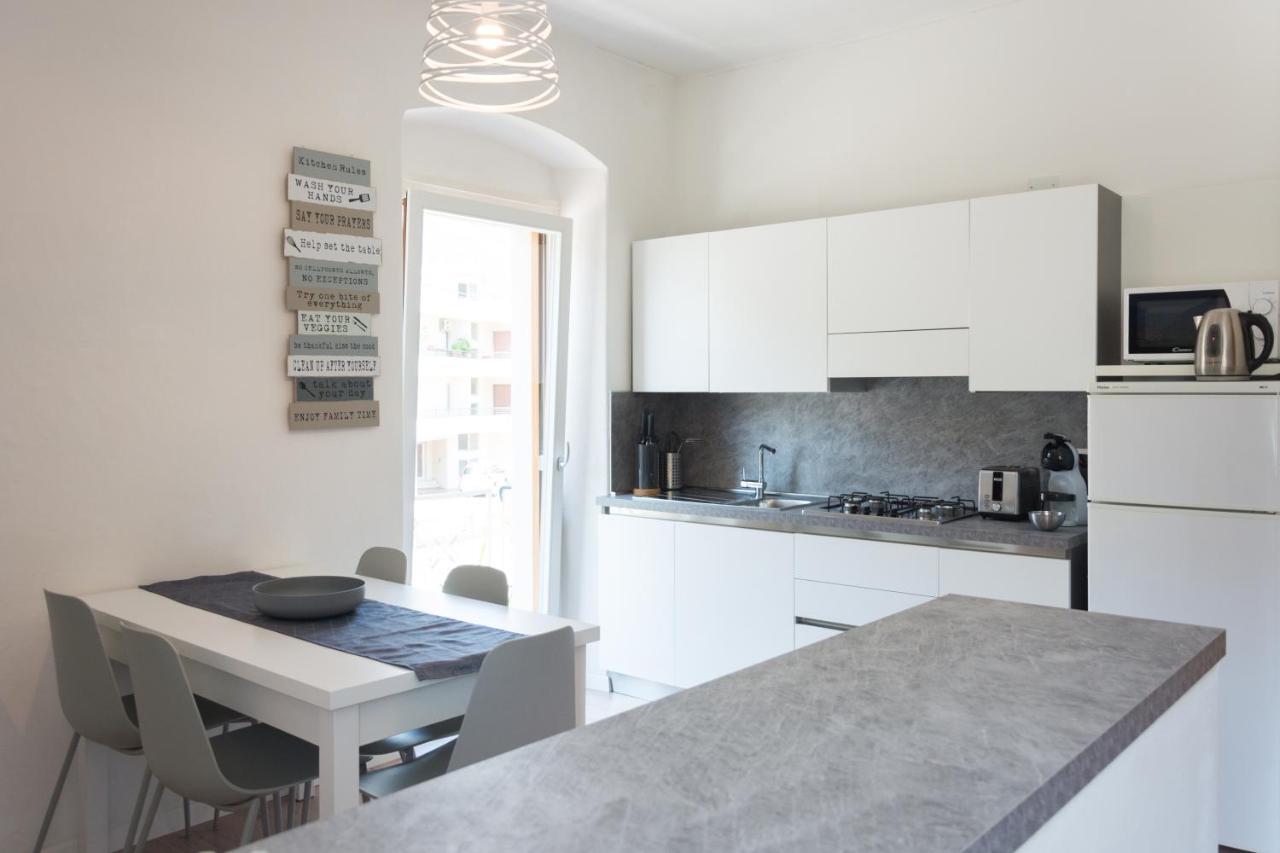 Nirvana Apartments Torbole Sul Garda Dış mekan fotoğraf